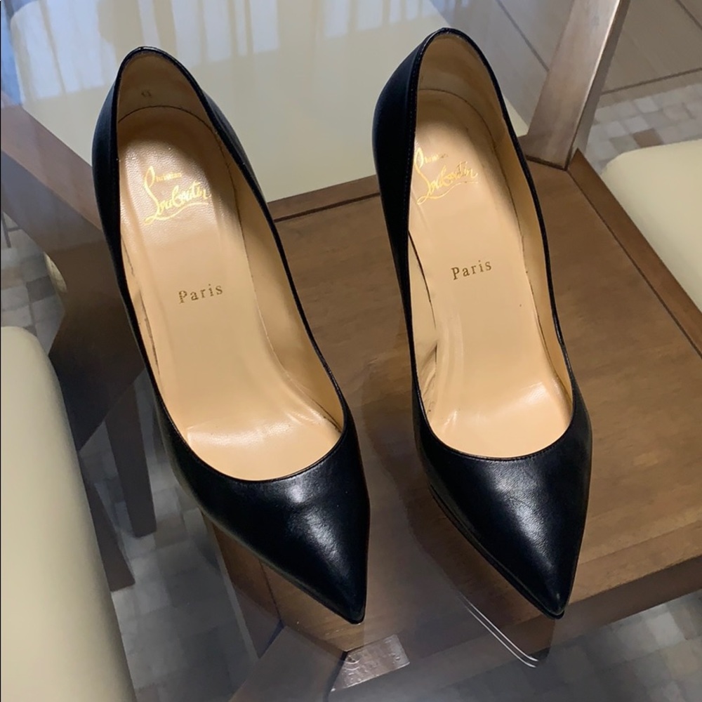 Christian loubautin black leather platform pumps